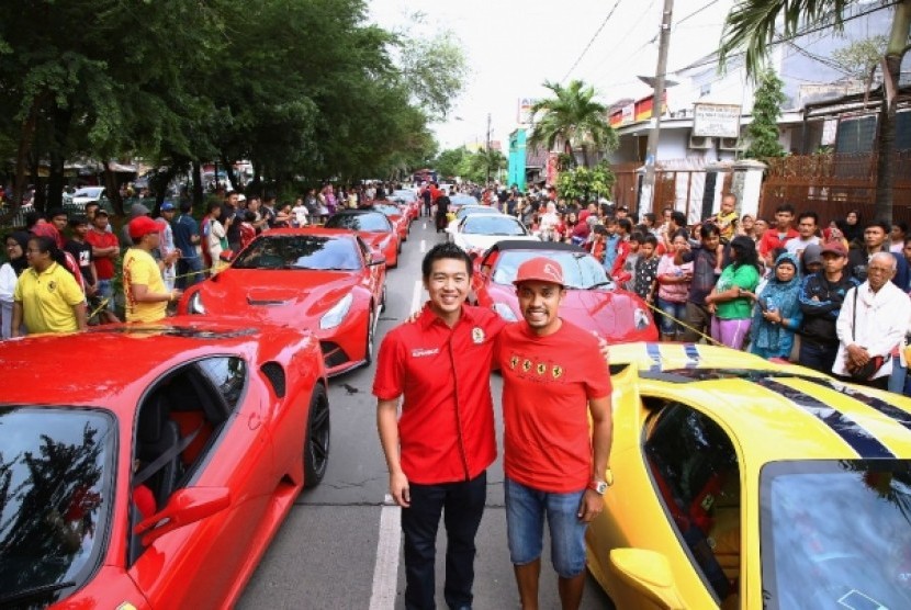 Komunitas Pencinta Mobil